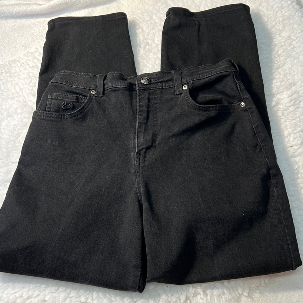 Gloria Vanderbilt Black Red Label Jeans. Size 8. EUC. Standard 5-pockets.